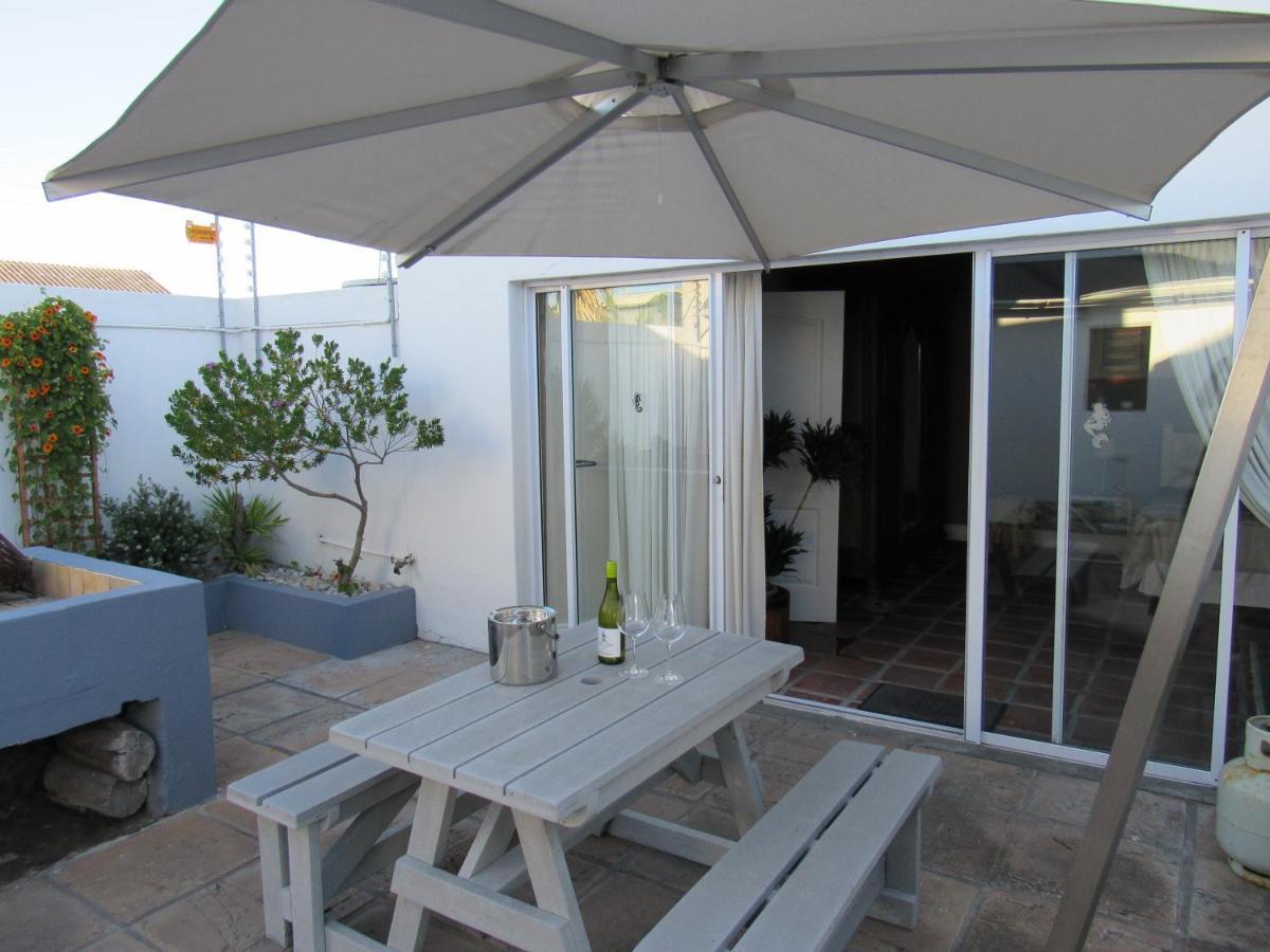 Omega Suite Gansbaai Esterno foto