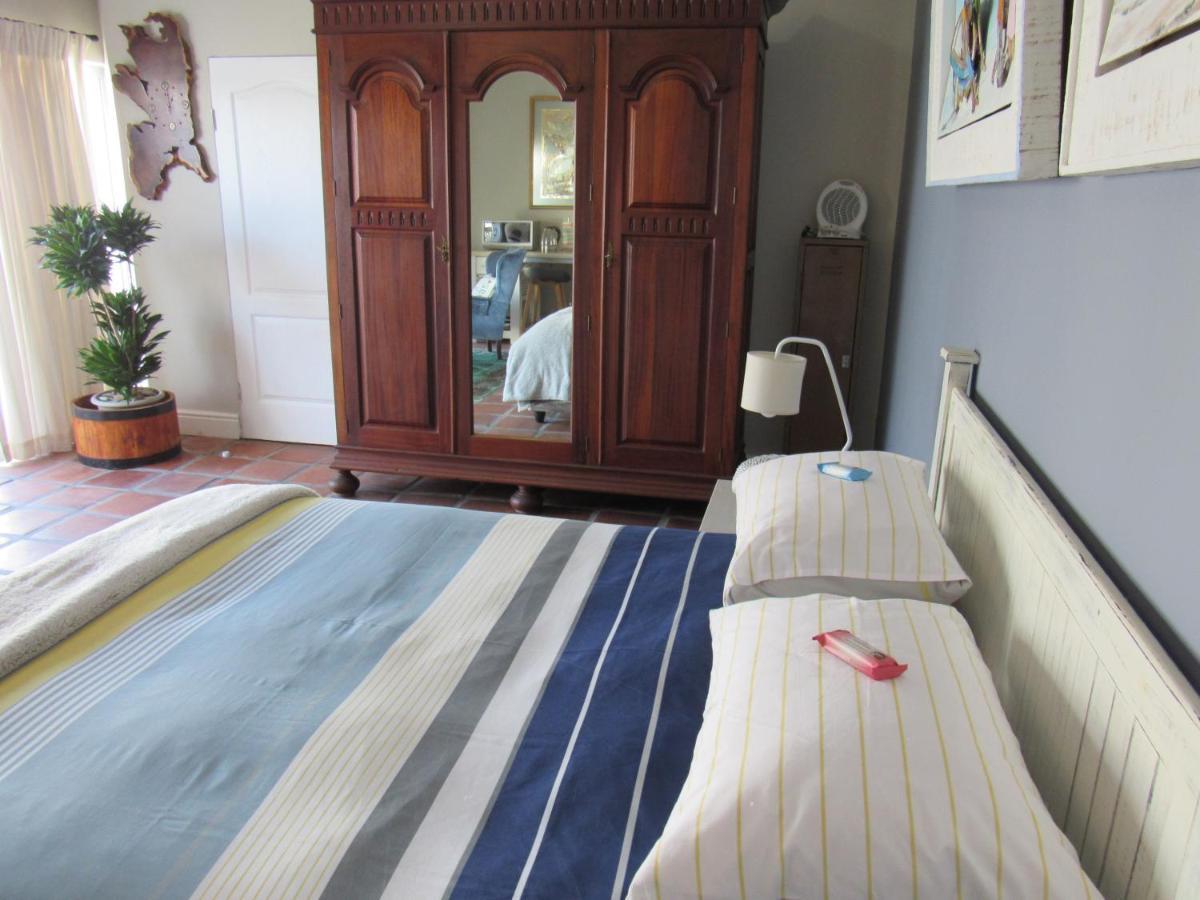 Omega Suite Gansbaai Esterno foto