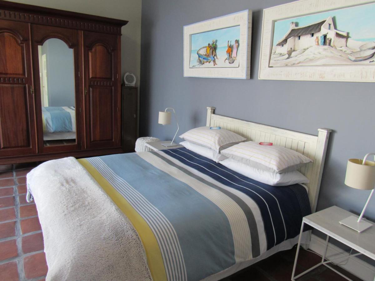 Omega Suite Gansbaai Esterno foto