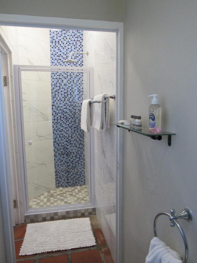 Omega Suite Gansbaai Esterno foto